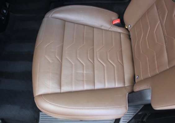 Clean passenger floor area